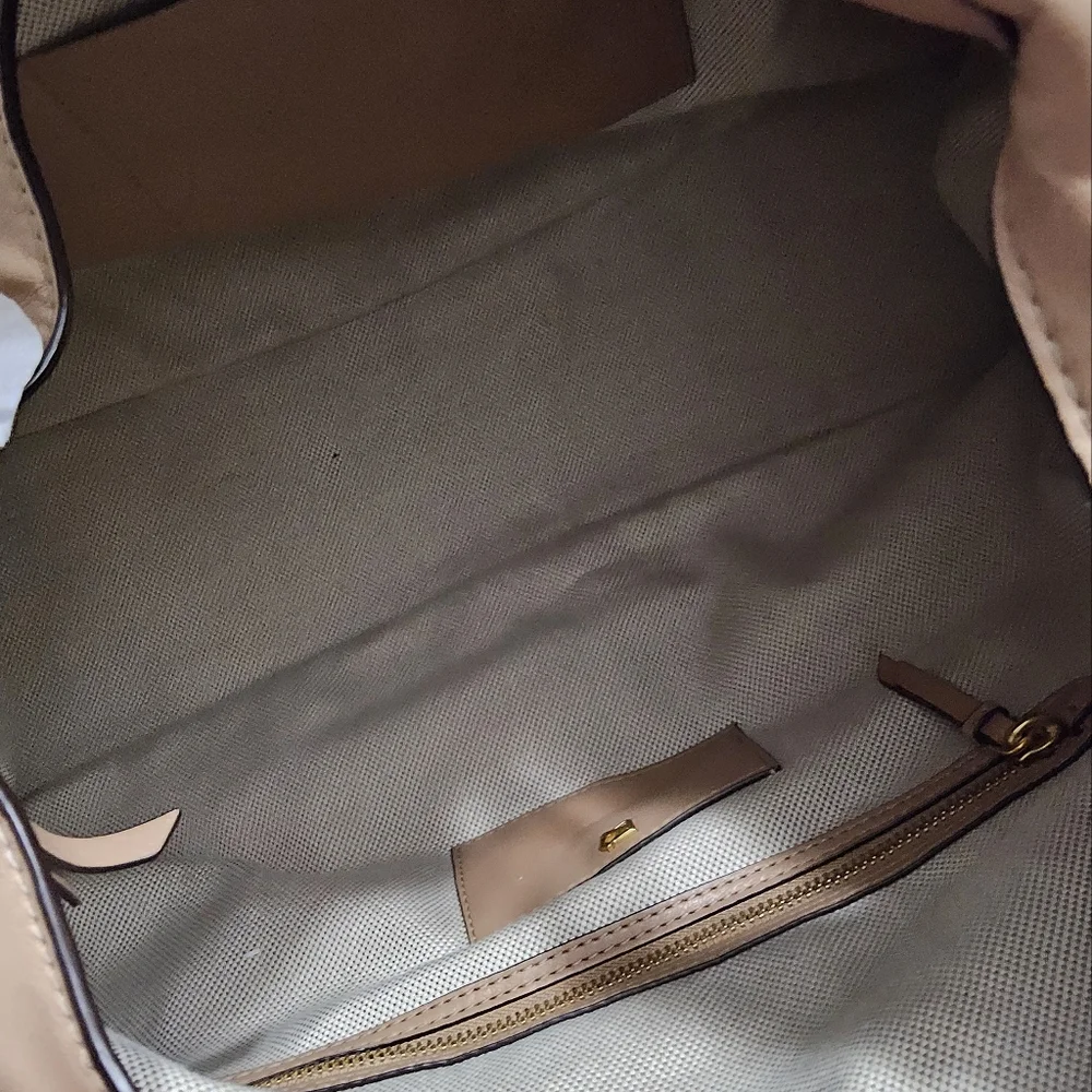 Donna Karan please note
